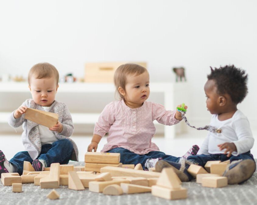Dicas-para-compra-brinquedos-seguros-para-Dia-das-Crianças!